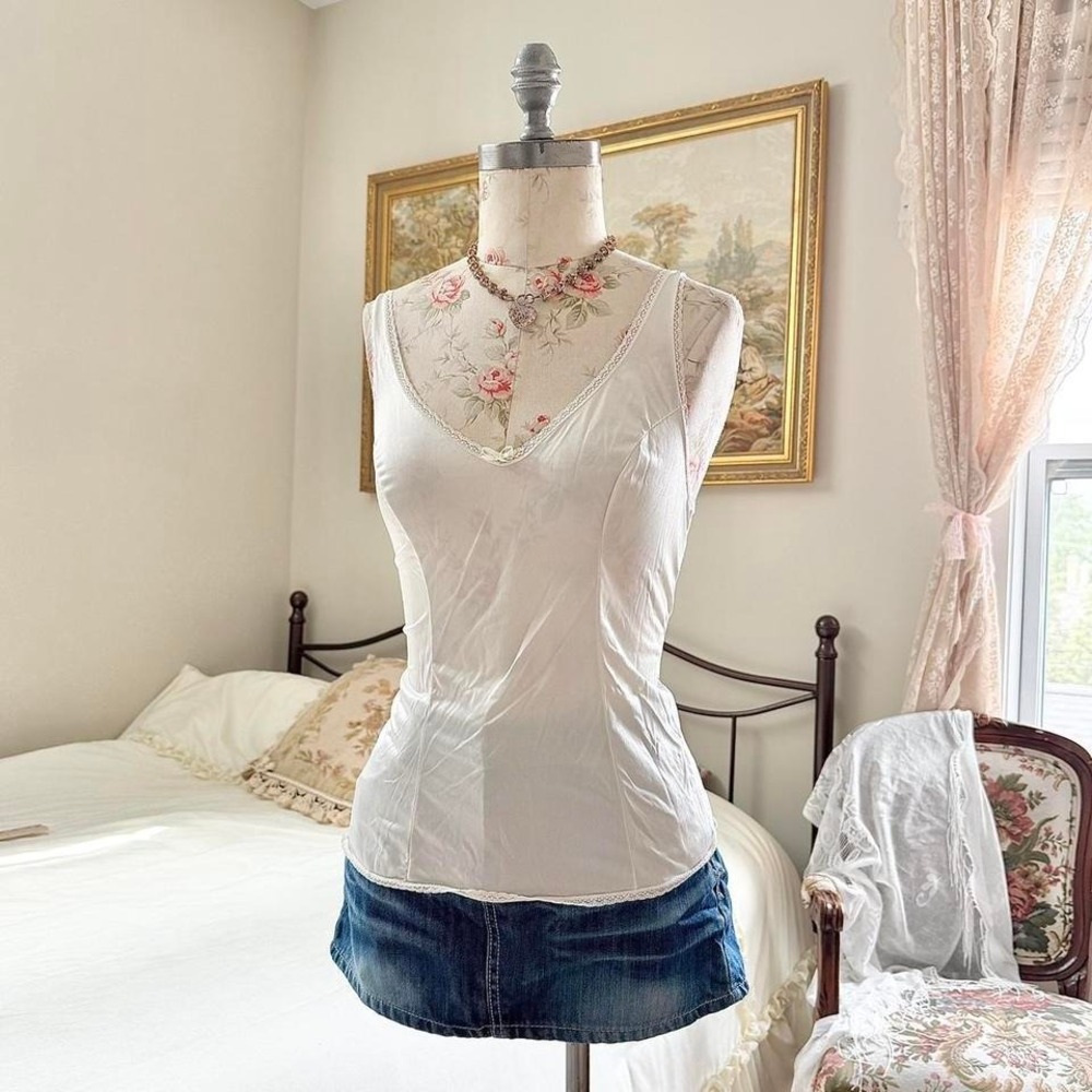 White satin cami 90s vanity fair white satin camisole size 36